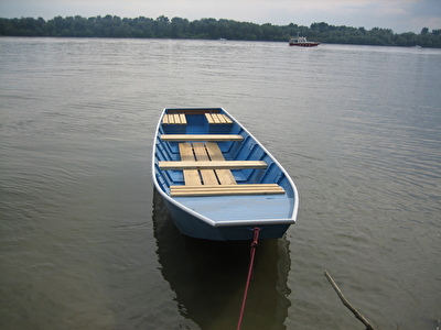 Metalni čamac 6m x 1m